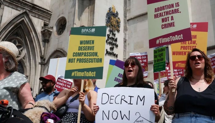 British MPs to vote on amendment...