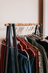 FINDING YOUR MATERNITY STYLE – Lily...