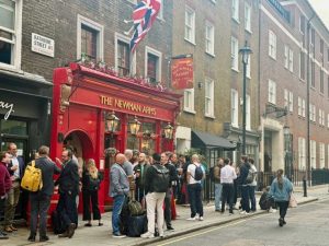The Newman Arms – Traditional Pub...