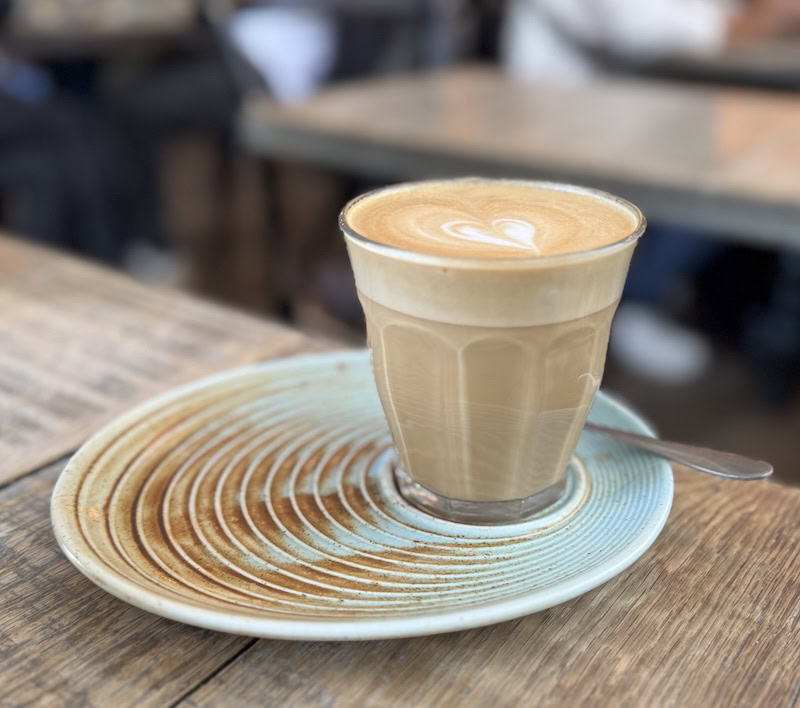 breakfast the locals chelsea latte