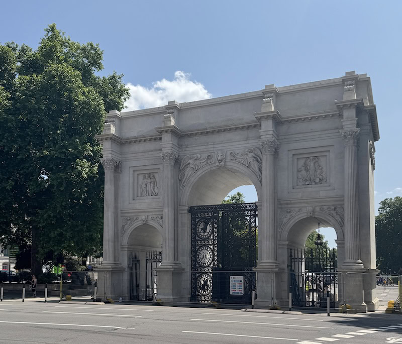 marble arch monument